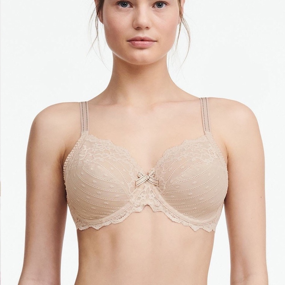 Chantelle Rive Gauche Lace Bra in Beige Nude